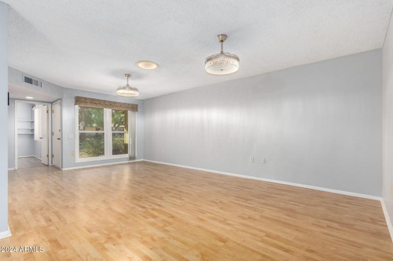 13 - Stonebrook 13318
