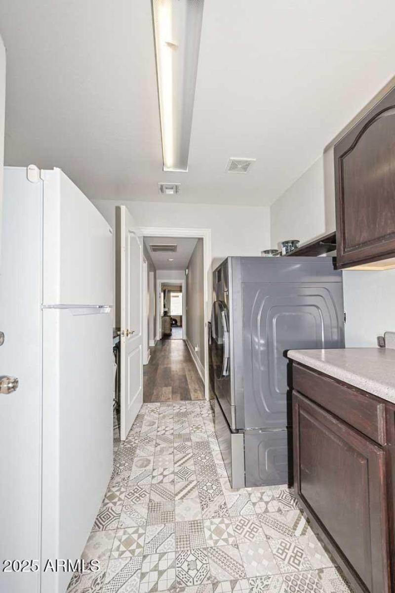 Laundry Room2