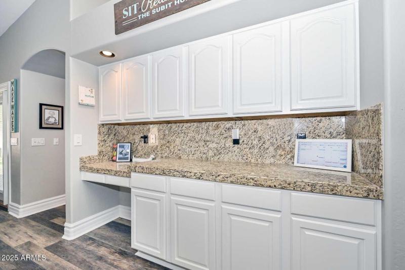 Kitchen-Buffet