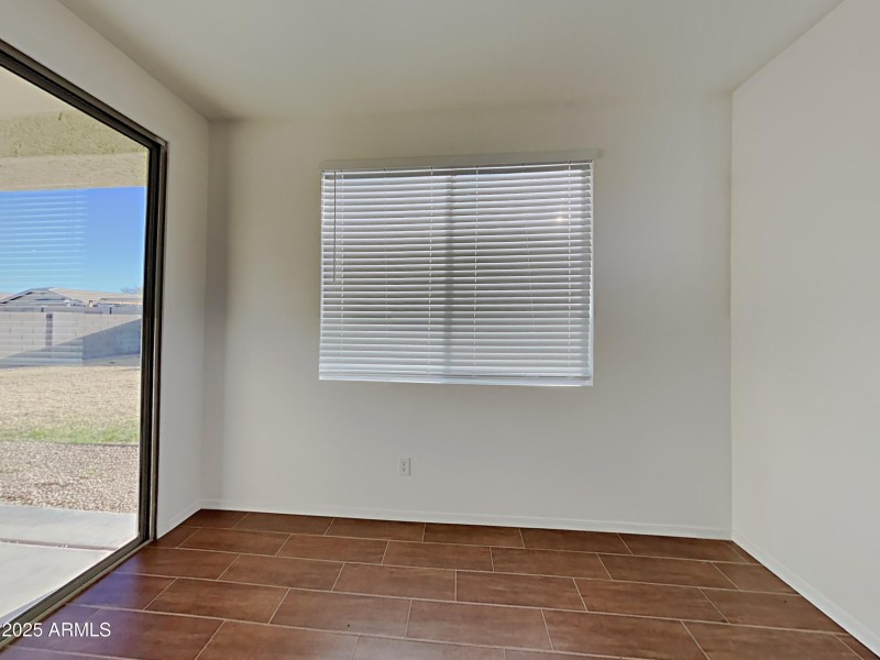 1004825.6627 S 17th Avenue_9