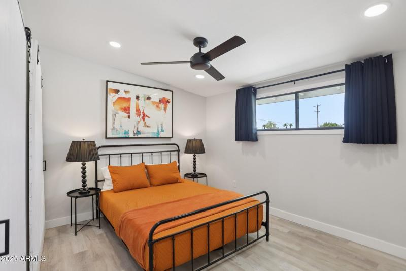 Guest bedroom