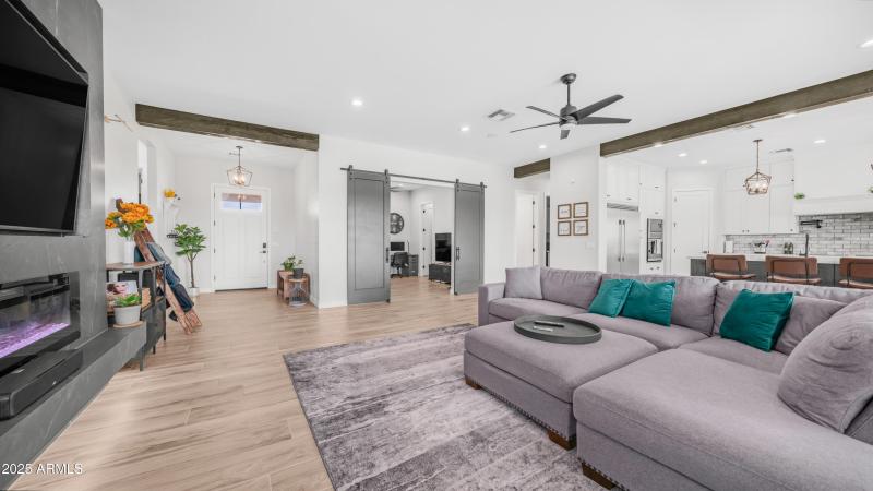 3519 E Aspen (9)