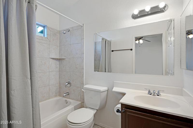 2301 E University Dr #401-19