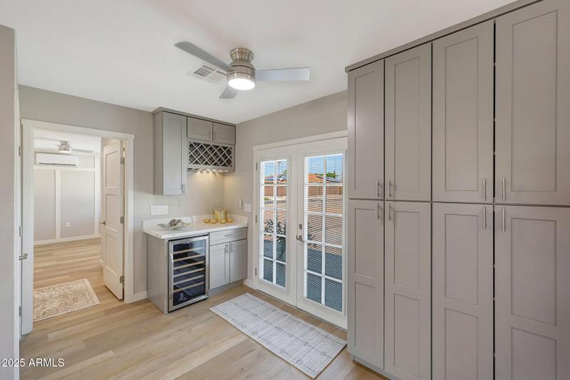 Kitchen storage