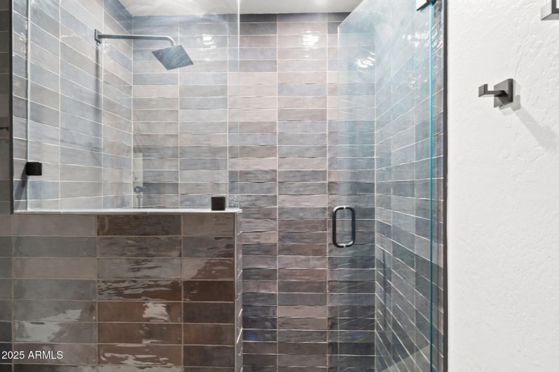 Hall Bath Upstairs