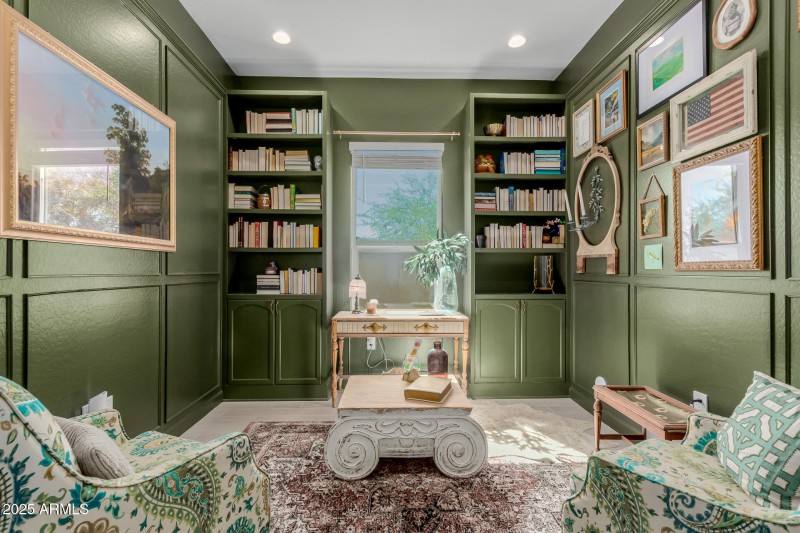 Den/Library