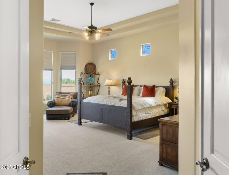 Primary Bedroom8