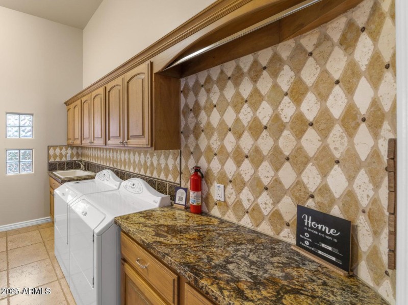 Laundry Room2