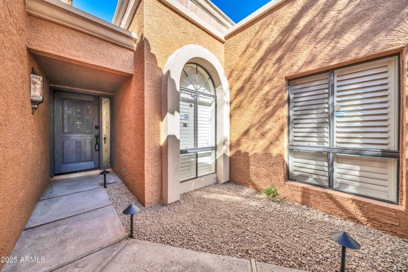 10806 N 11th St-4