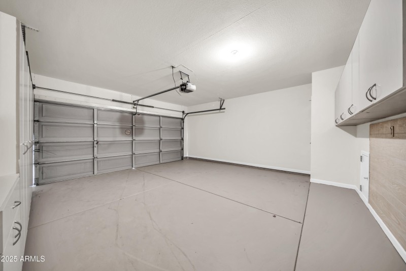 10806 N 11th St-38
