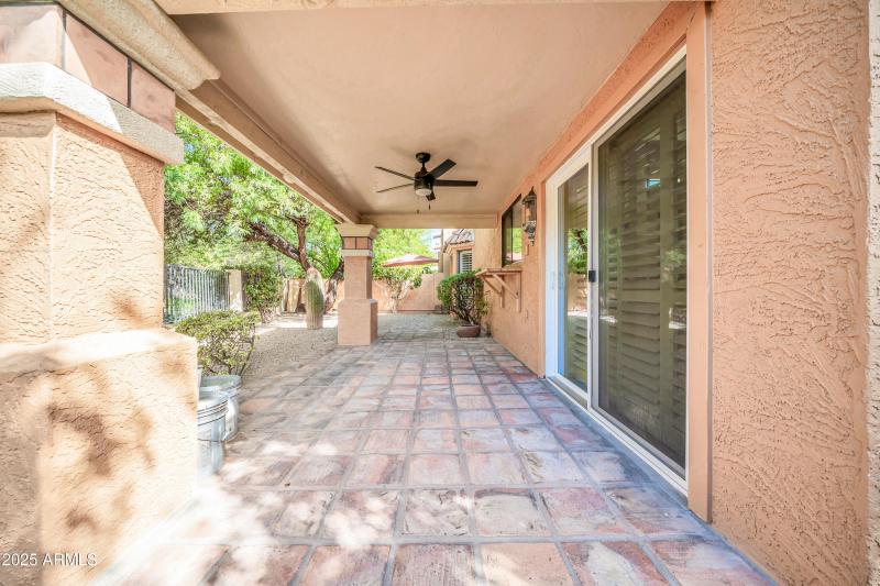 10806 N 11th St-45