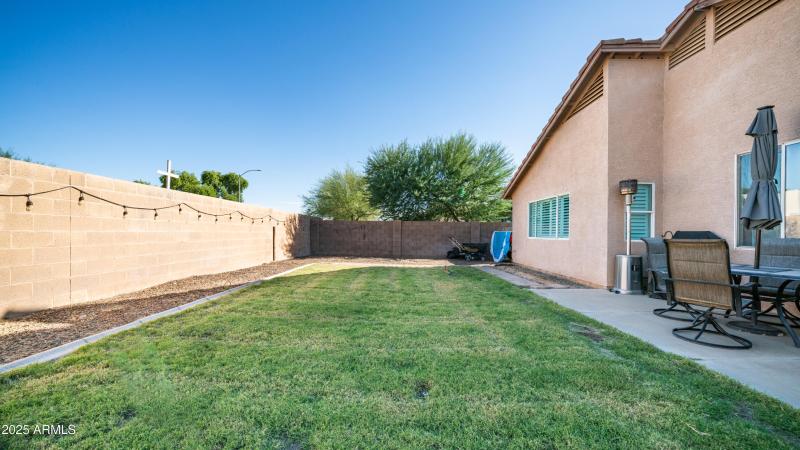 18229 N 89th Dr Exterior Photos-7