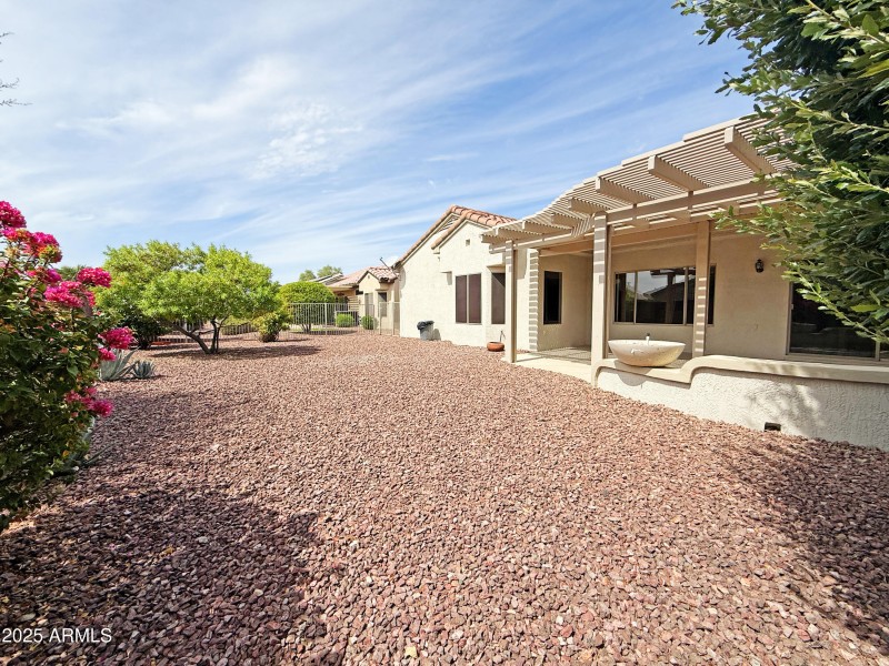 Red_Rock_Backyard