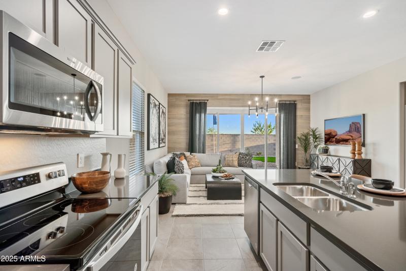 Dove_3734_Lakes at Red_Maricopa_AZ_DRH_1