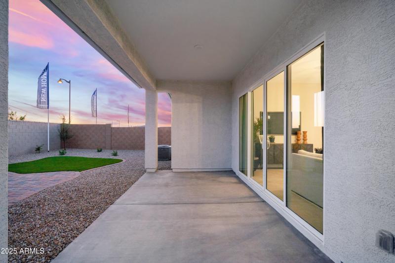 Dove_3734_Lakes at Red_Maricopa_AZ_DRH_3