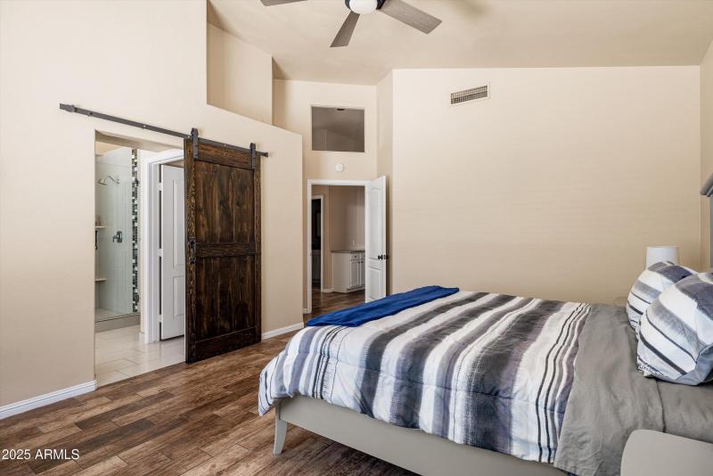 Primary En-Suite