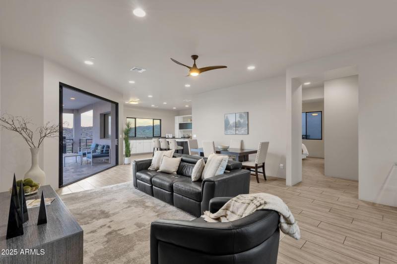 009_Living Room II