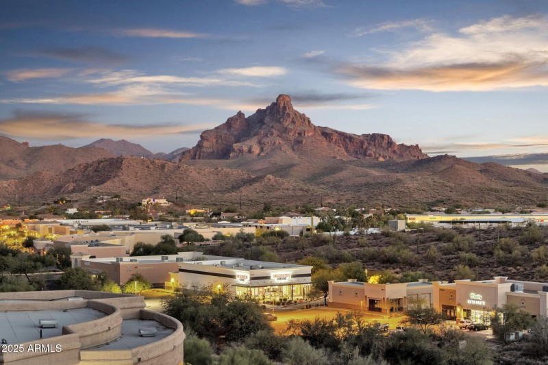 056_View Of Red Mountain