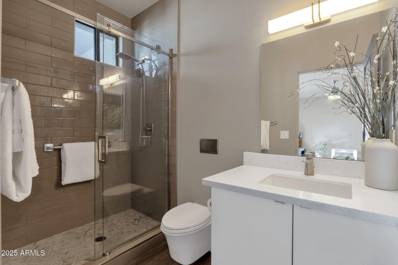 078_Casita Bathroom