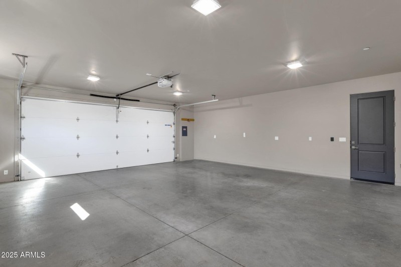 083_Garage