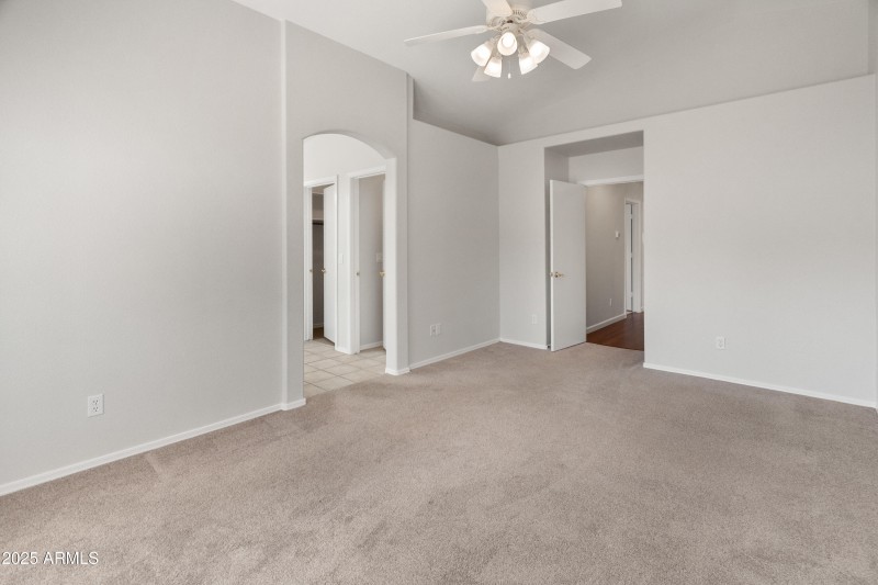 143 W Jasper Dr-10