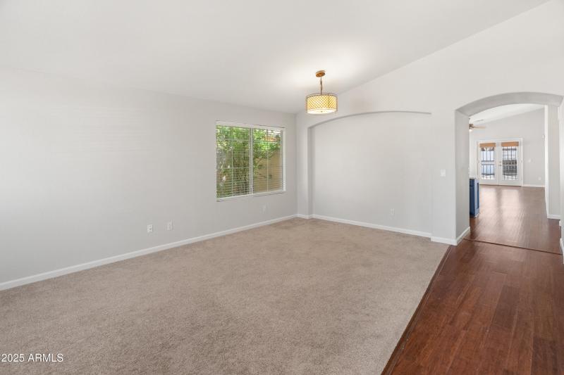 143 W Jasper Dr-17