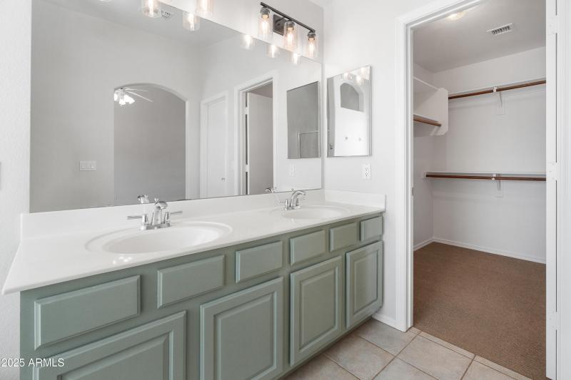 143 W Jasper Dr-12