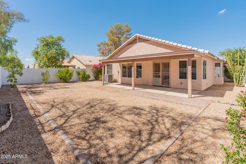 143 W Jasper Dr-30