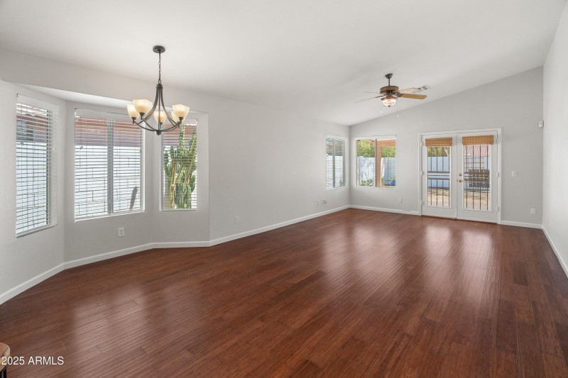 143 W Jasper Dr-27