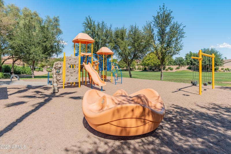 143 W Jasper Dr-41