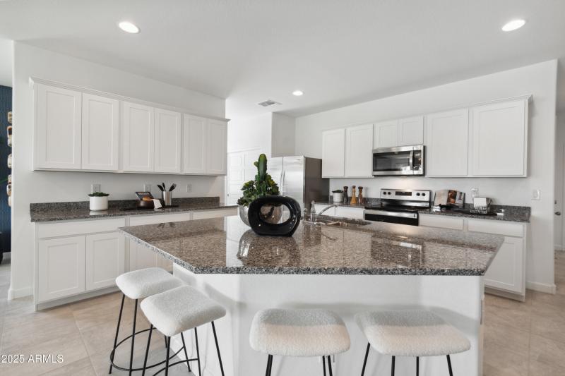 Kingston kitchen (2)