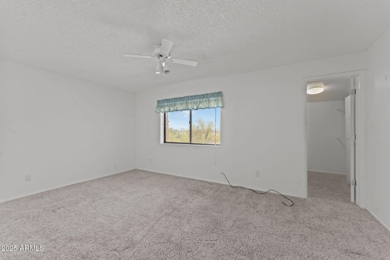 1660 Vista Dr