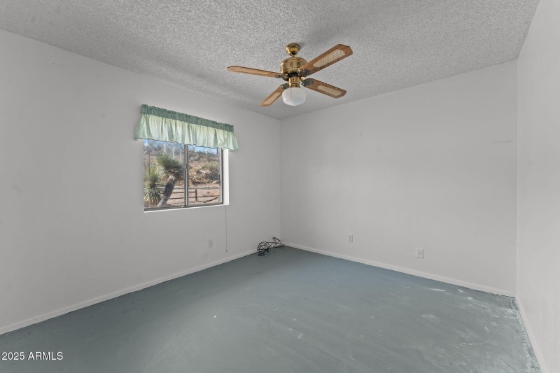 1660 Vista Dr