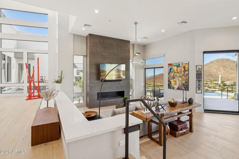 Massive Windows