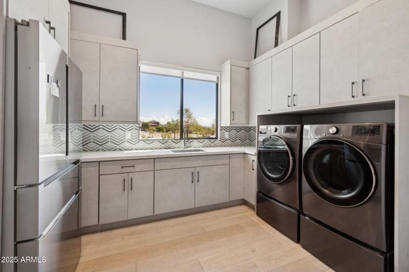Utility Room - Laundry
