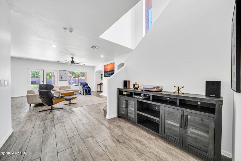 7149 W Avenida del Sol-11