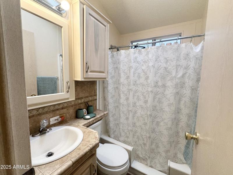 MIRROR/CABINET