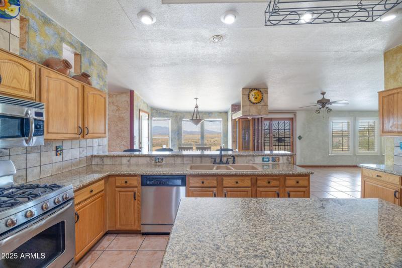 22091EMountainRainTrl-26