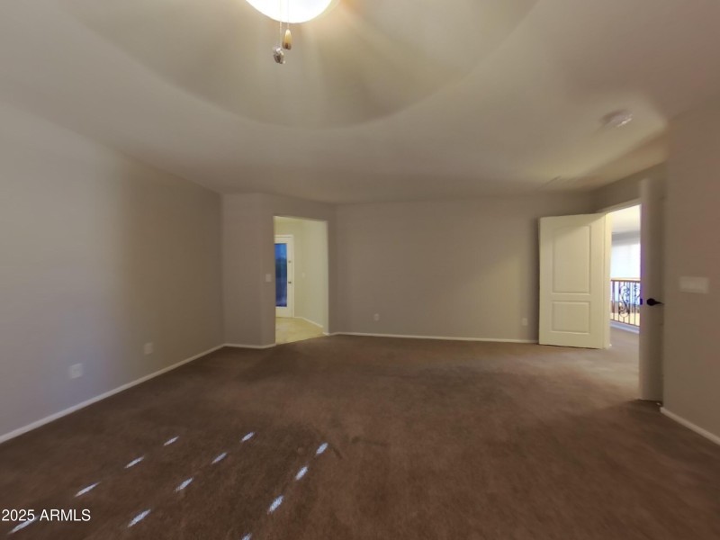 5_pc_EFaaSzcUg8_XSlvjvZ6l1_layout_1