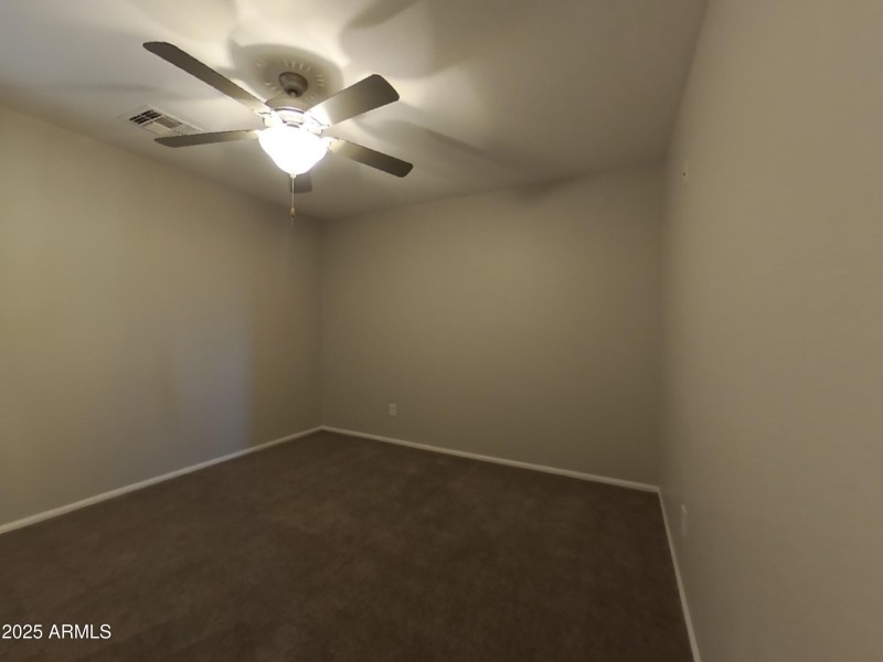 9_pc_dxqOoP2G44_7aNYRuB2XU_layout_1