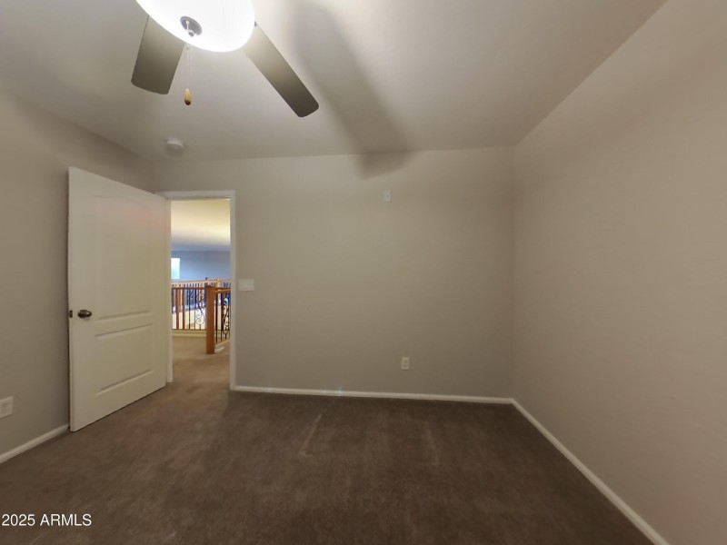 11_pc_Hj70wbXfJR_ueo3GX4YPE_layout_1