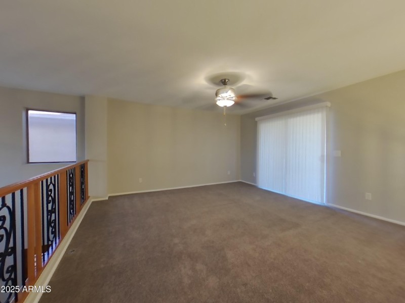 18_pc_GgbVK6XPM3_sosMV3qMsr_layout_0