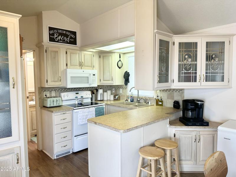 LIGHT COLORED CABINETRY