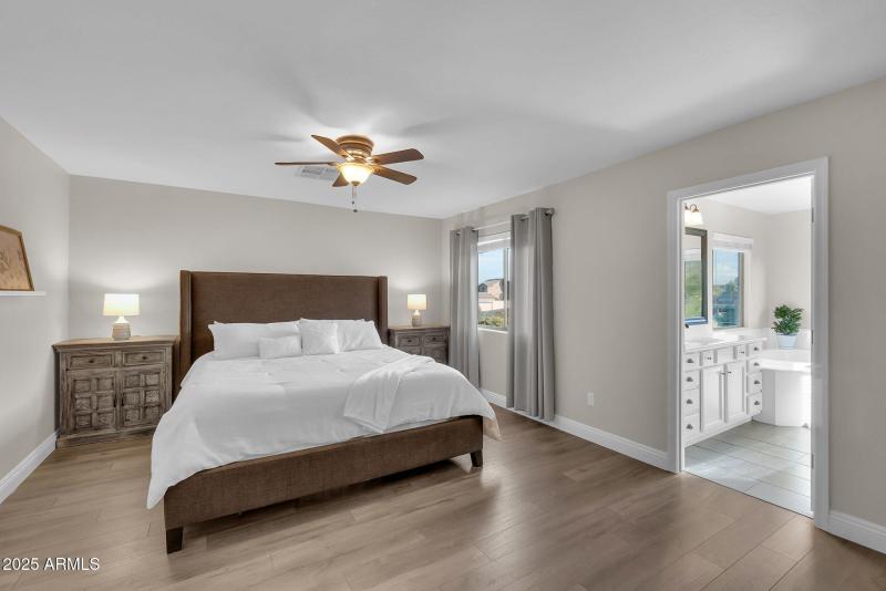 29-web-or-mls-Phelps-30