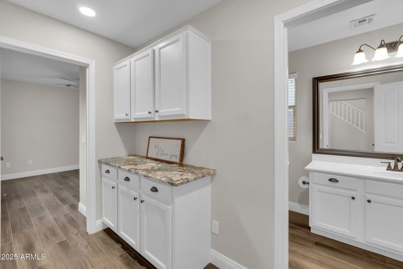 50-web-or-mls-Phelps-53