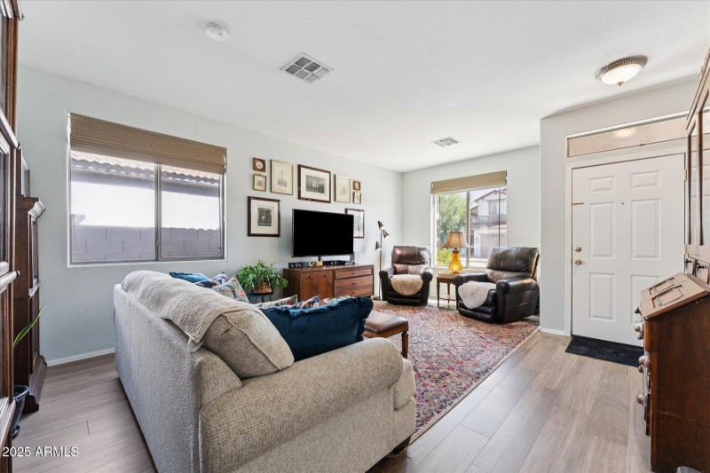 02-002-living-room