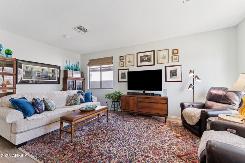 03-003-living-room