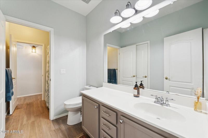 19-019-bathroom