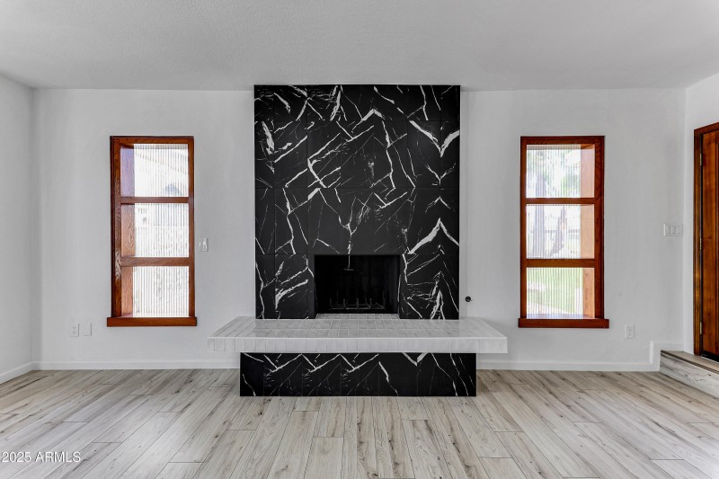 2237 E Captain Dreyfus-24