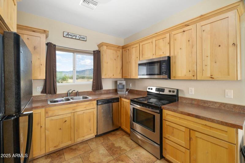 22091EMountainRainTrl-39